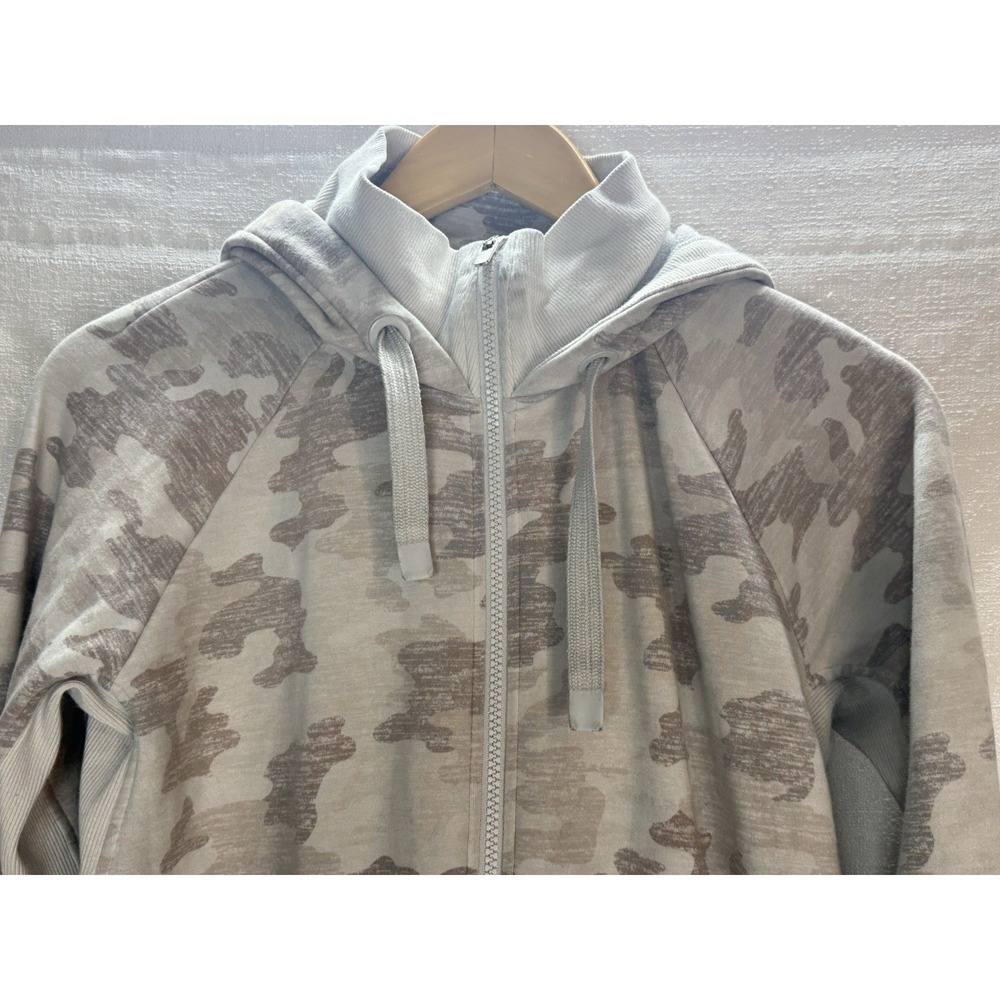 Women's Size Medium Athleta Jacket Tan Camo Hooded Zip up - Picture 4 of 9